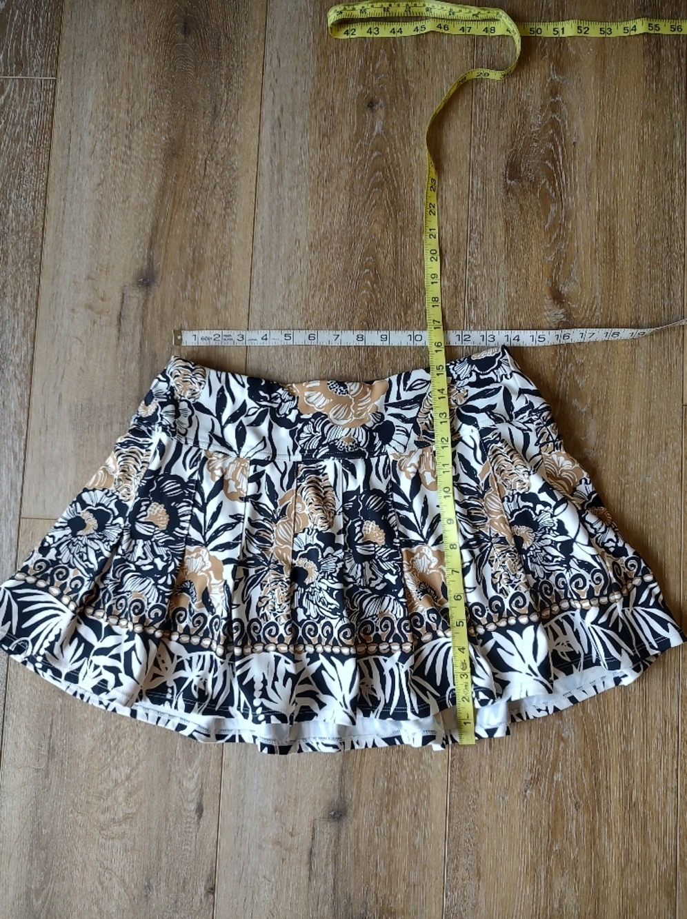 Lilly Pulitzer Luxletic UPF+50 Ressi Skort Gold Black Tennis Golf Pickleball M - Picture 6 of 13